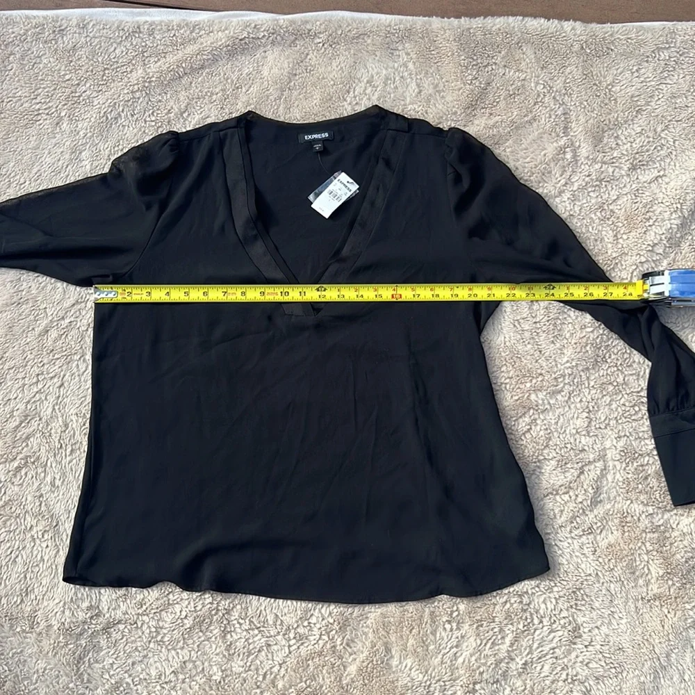 Fancy black light weight Express brand new NWT. Buttons on cuff.  Size large. - Picture 2 of 5